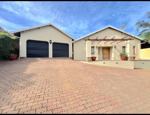 4 BEDROOM HOUSE FOR SALE IN FREELAND PARK